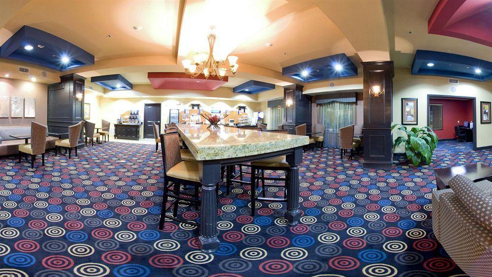 Holiday Inn Express & Suites Huntsville By Ihg Exteriér fotografie